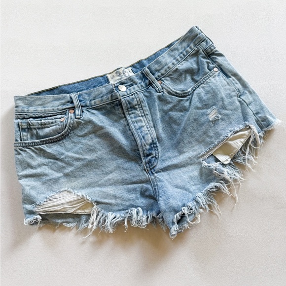 Free People We The Free Light Blue Distressed Jean Shorts size 30 - Picture 1 of 5